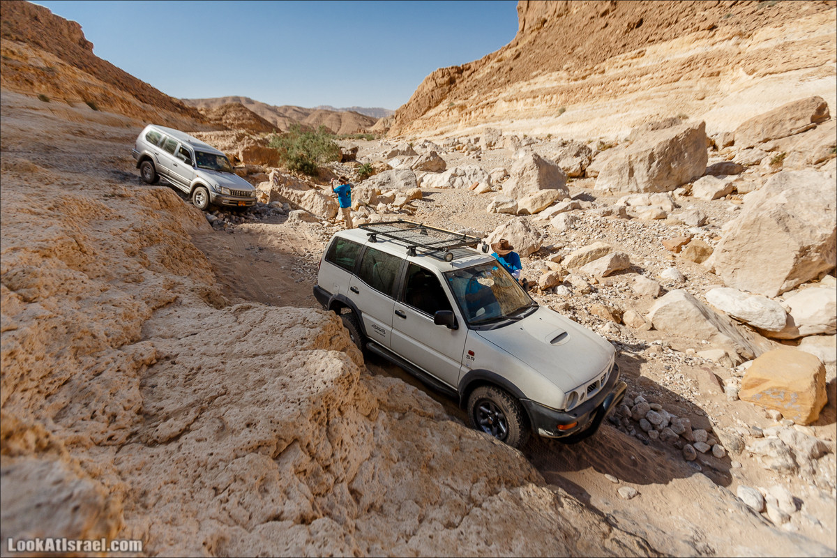 Курс вождения по бездорожью | Итоговое путешествие - Маале Ашош, Маале Ноах, Маале Барак, Маале Баба, Маале Кипа, Махтеш Рамон, Парсат Некарот, Нахаль Некарот, Нахаль Зааф, Нахаль Кацра | מעלה עשוש, מעלה ברק, מעלה נוח, פרסת נקרות | LookAtIsrael.com - Фото путешествия по Израилю