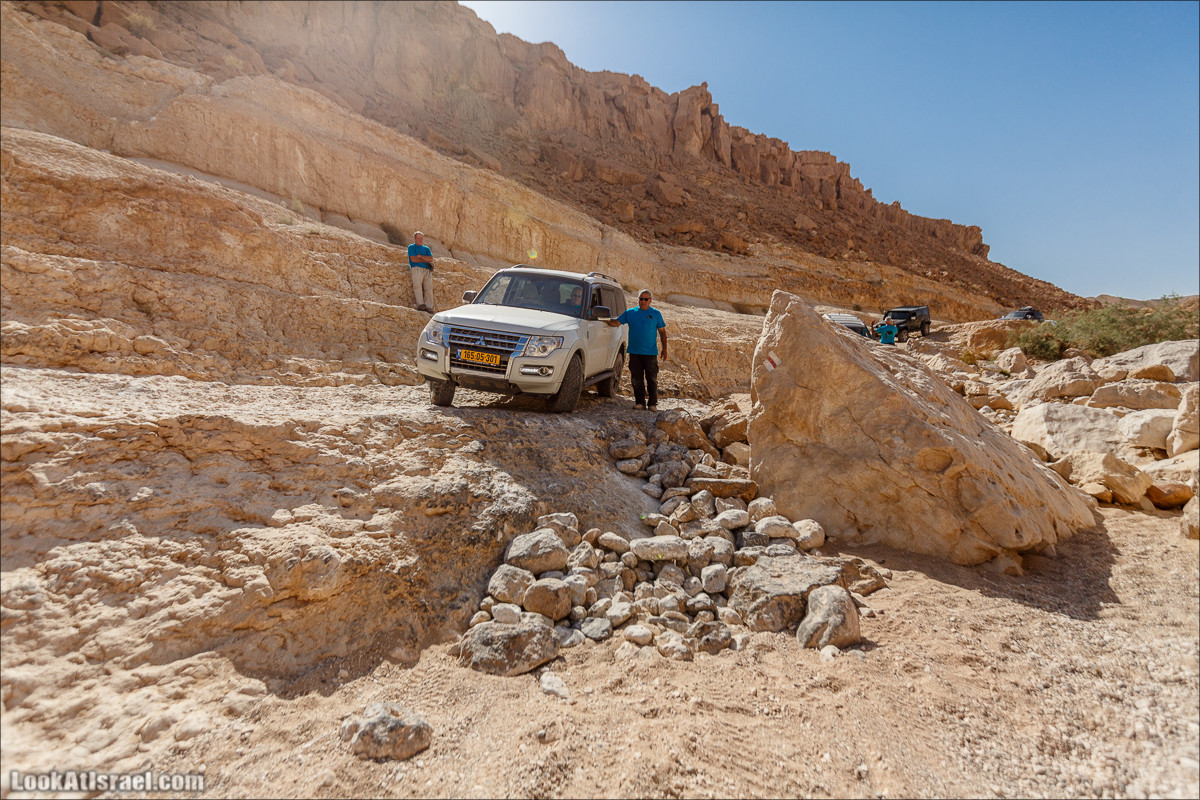 Курс вождения по бездорожью | Итоговое путешествие - Маале Ашош, Маале Ноах, Маале Барак, Маале Баба, Маале Кипа, Махтеш Рамон, Парсат Некарот, Нахаль Некарот, Нахаль Зааф, Нахаль Кацра | מעלה עשוש, מעלה ברק, מעלה נוח, פרסת נקרות | LookAtIsrael.com - Фото путешествия по Израилю