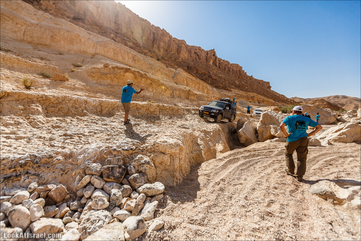 Курс вождения по бездорожью | Итоговое путешествие - Маале Ашош, Маале Ноах, Маале Барак, Маале Баба, Маале Кипа, Махтеш Рамон, Парсат Некарот, Нахаль Некарот, Нахаль Зааф, Нахаль Кацра | מעלה עשוש, מעלה ברק, מעלה נוח, פרסת נקרות | LookAtIsrael.com - Фото путешествия по Израилю