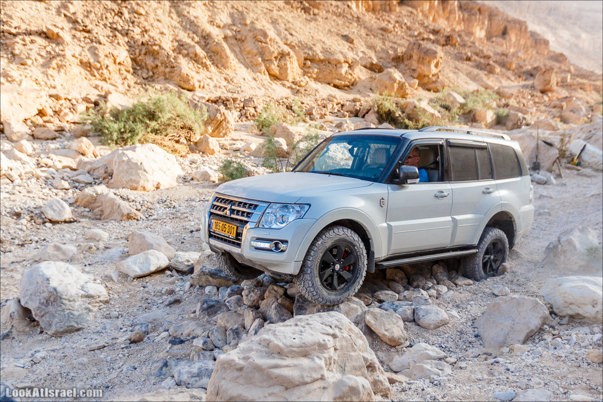 Курс вождения по бездорожью | Итоговое путешествие - Маале Ашош, Маале Ноах, Маале Барак, Маале Баба, Маале Кипа, Махтеш Рамон, Парсат Некарот, Нахаль Некарот, Нахаль Зааф, Нахаль Кацра | מעלה עשוש, מעלה ברק, מעלה נוח, פרסת נקרות | LookAtIsrael.com - Фото путешествия по Израилю