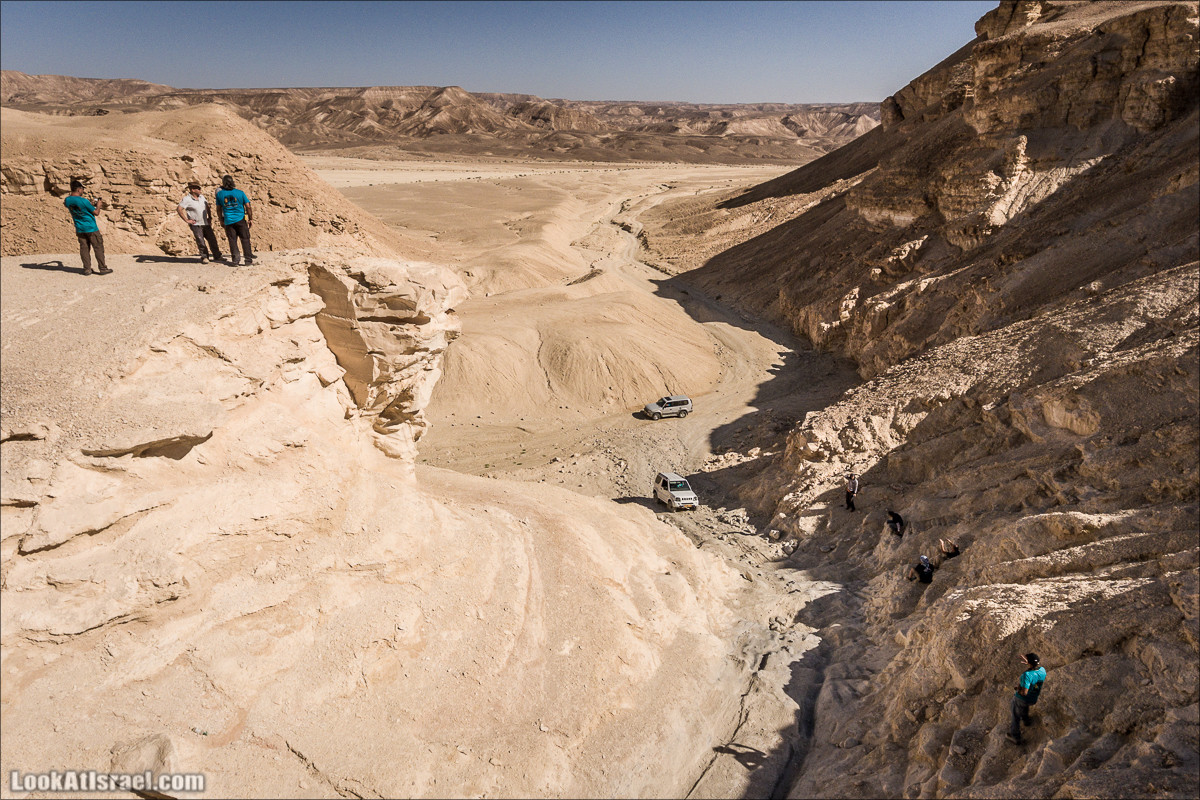 Курс вождения по бездорожью | Итоговое путешествие - Маале Ашош, Маале Ноах, Маале Барак, Маале Баба, Маале Кипа, Махтеш Рамон, Парсат Некарот, Нахаль Некарот, Нахаль Зааф, Нахаль Кацра | מעלה עשוש, מעלה ברק, מעלה נוח, פרסת נקרות | LookAtIsrael.com - Фото путешествия по Израилю