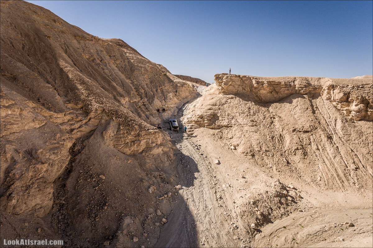 Курс вождения по бездорожью | Итоговое путешествие - Маале Ашош, Маале Ноах, Маале Барак, Маале Баба, Маале Кипа, Махтеш Рамон, Парсат Некарот, Нахаль Некарот, Нахаль Зааф, Нахаль Кацра | מעלה עשוש, מעלה ברק, מעלה נוח, פרסת נקרות | LookAtIsrael.com - Фото путешествия по Израилю