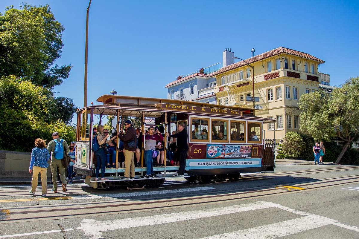 Канатный трамвай. Трамвай в Сан-Франциско. Канатная дорога Сан Франциско. Фуникулер Сан Франциско. Канатный трамвай Сан-Франциско.
