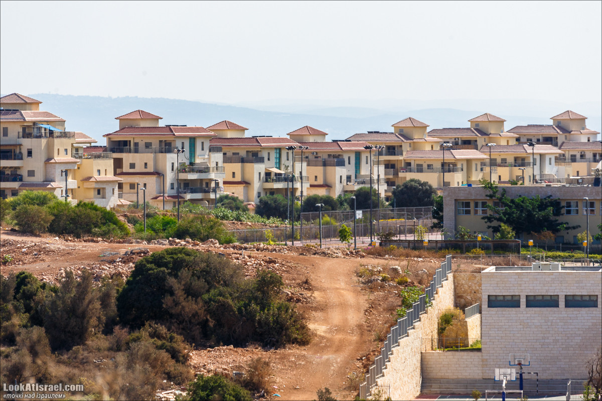 Серия рассказов о городах Израиля «Точки над i» - Зихрон Яаков | Points over Israel - Zikhron Yakov | LookAtIsrael.com - Фото путешествия по Израилю