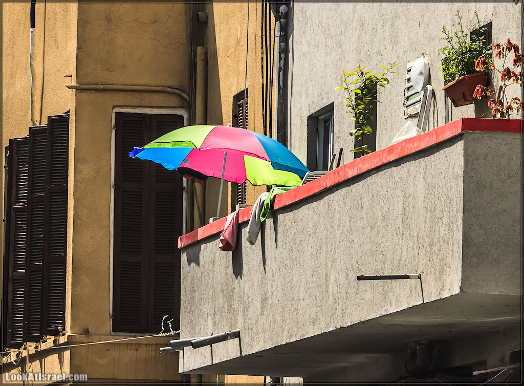 Тель-Авивские балконы | LookAtIsrael.com - Фото путешествия по Израилю