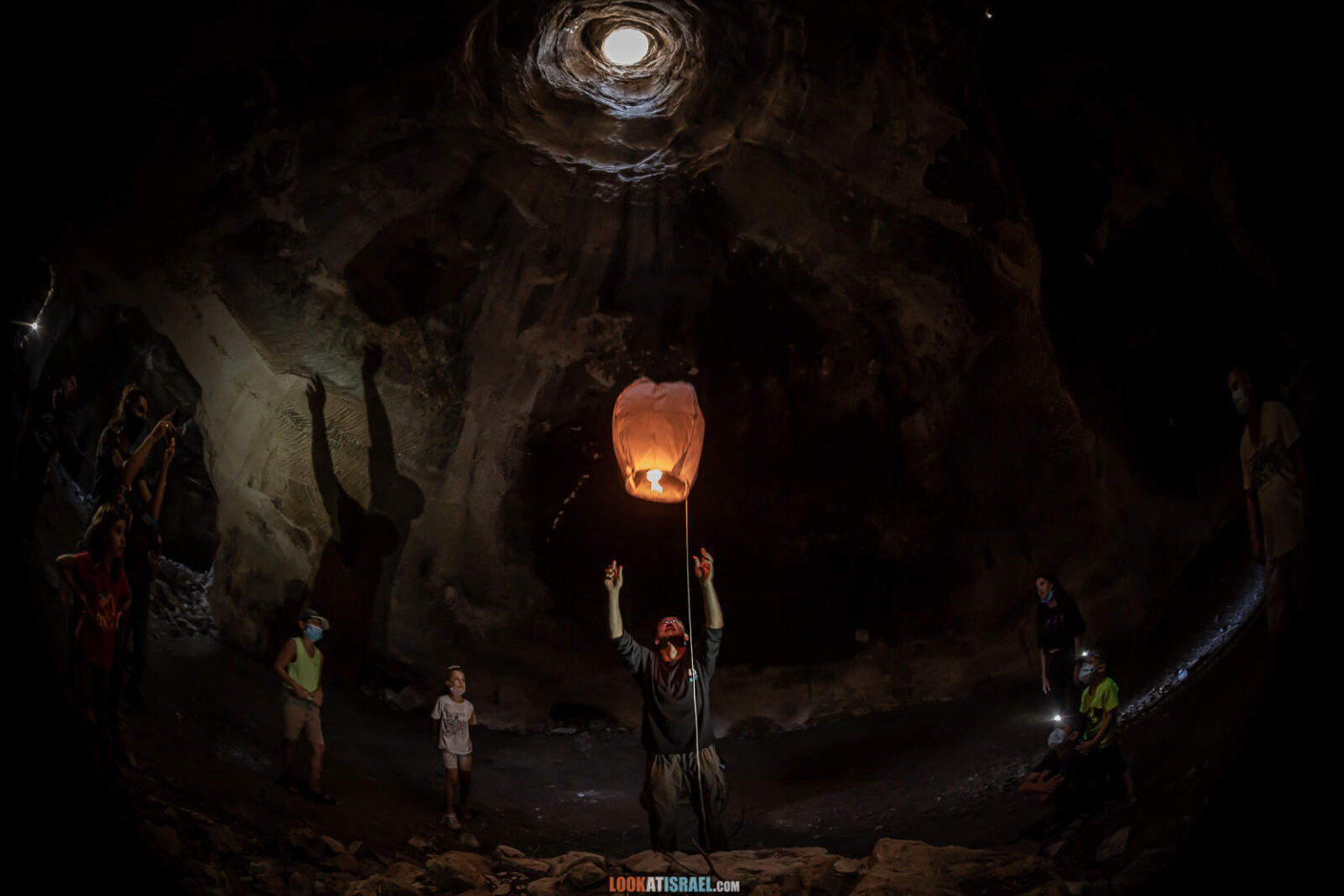 Округ Лахиш - пещеры, леса и ручей Адораим