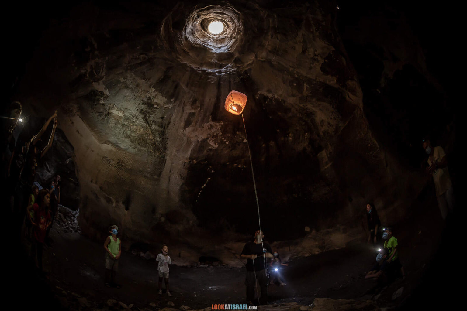 Округ Лахиш - пещеры, леса и ручей Адораим